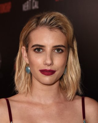 Emma Roberts Erotic