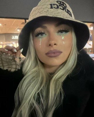 Liv Morgan nackt #108861425
