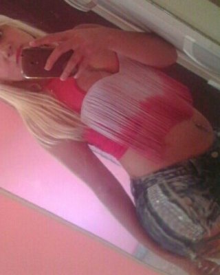 Eloisa deliciosamente rabuda
 #80721011
