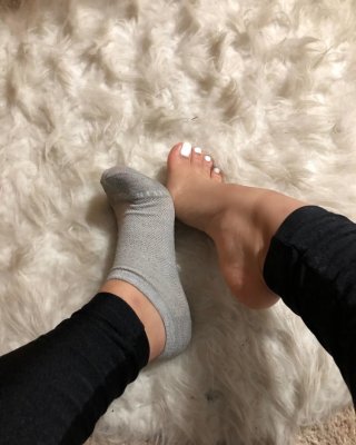Heiße Füße #4
 #92923524