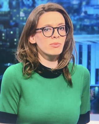 Kate mason sky sports nachrichten heiß geeky nerd wichse bank
 #103787181