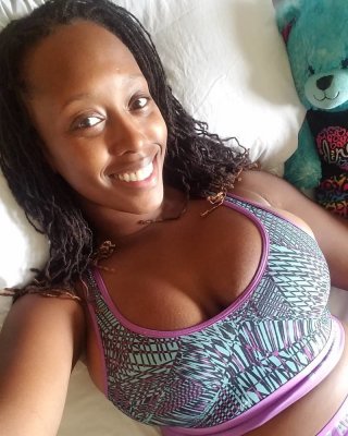 Schwarze Frauen machen mich steif 20
 #80955625