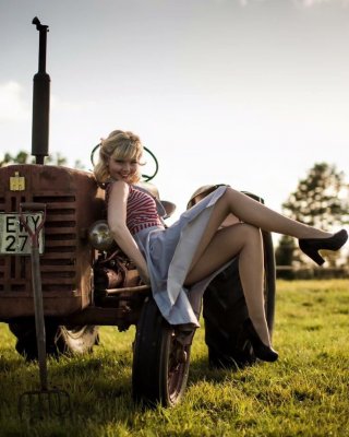 Pin up 3
 #89966447