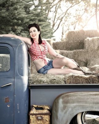 Pin up 3
 #89966462