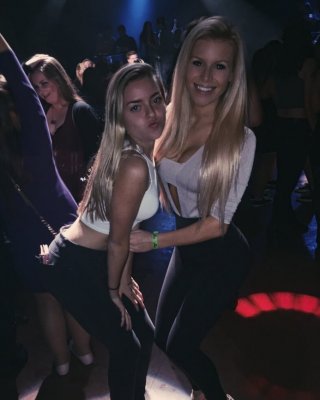 SEXY Quinnipiac University Friends