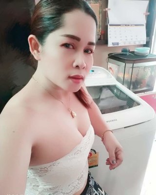 Große Brust sexy
 #95216761