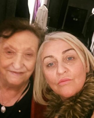 Vieja arrugada
 #89072615