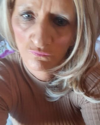 Vieja arrugada
 #89072652
