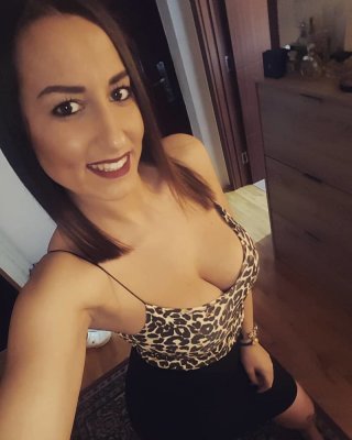 Serbian Hot Slut Girl Big Natural Tits Dragana Vukasinovic