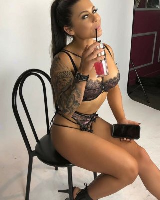 Paige Mills nackt #108530499
