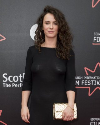 Amy manson braless
 #79500690
