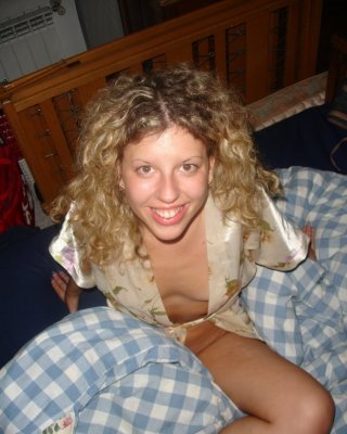 Rubia puta
 #98354740
