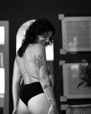 Florencecurious nackt #108647319
