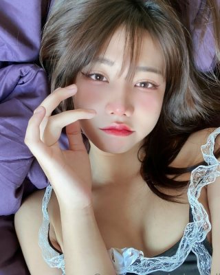 Nahaneulll nackt #109509648