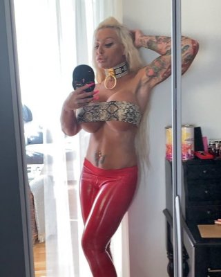 Sexy Bimbo 2