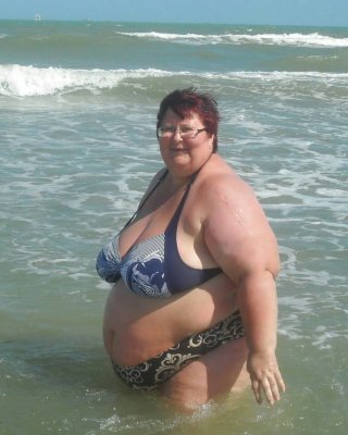 Hot Fat Granny At Beach - BBW matures and grannies at the beach 506 Porn Pictures, XXX Photos, Sex  Images #3980755 - PICTOA