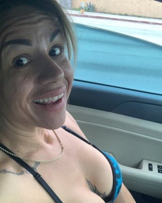Sexy Mutti
 #103547591