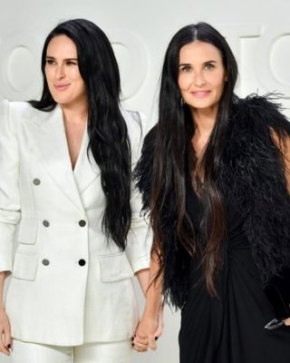 Demi Moore And Daughters