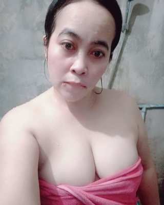 Janda montok
 #92459741