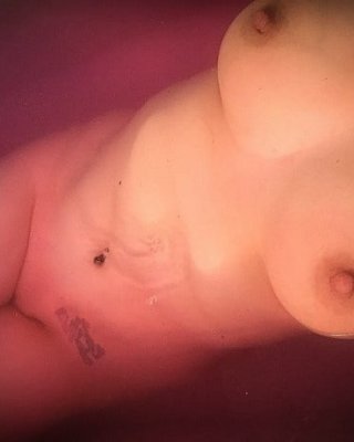 Große Tittchen
 #92353883