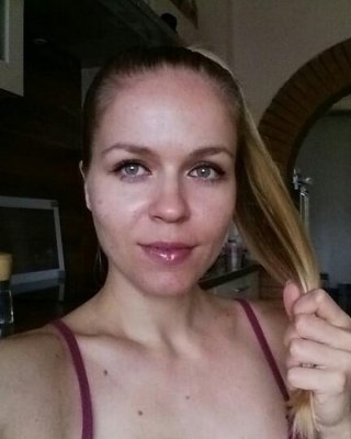 Christel entblößt
 #80153893