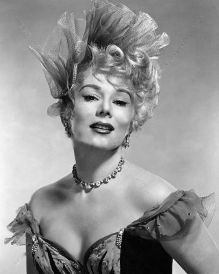 Celebrity Boobs - Eva Gabor