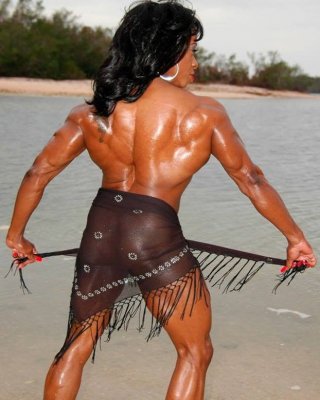 Black Beauty! Yvette Oiled Muscles Are So Sexy!