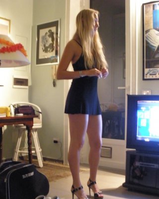 Gorgeous Blonde Likes Boys And Girls