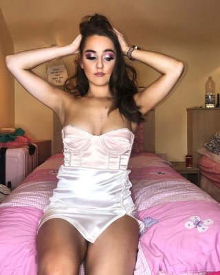 Irische Mädchen 2020 - vol 5
 #99370317