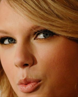 Taylor Swift nude fakes #95831336