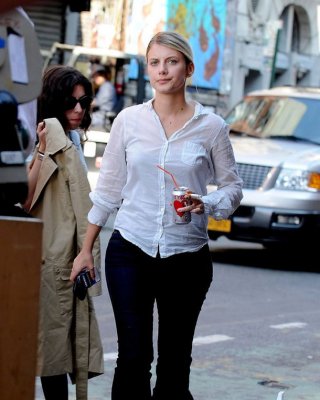 Melanie Laurent Gorgeous French Actress