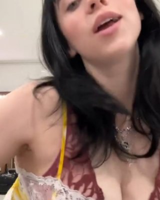 Billie Eilish nackt #107537233