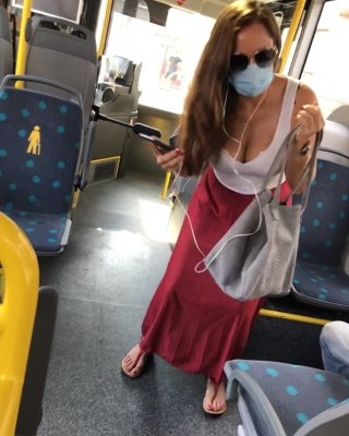 Huge Tits In Frankfurter Bus Line 39