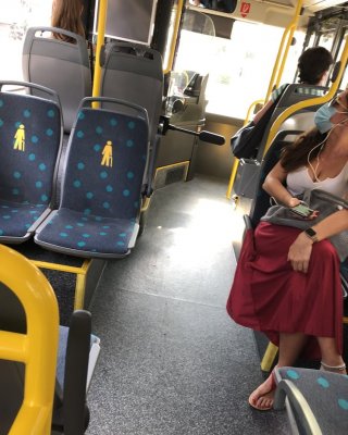 Huge Tits In Frankfurter Bus Line 39