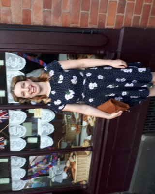 Midlands milf
 #88721335