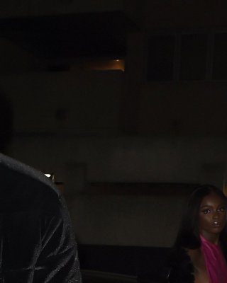 Leomie anderson nip slip
 #79560951