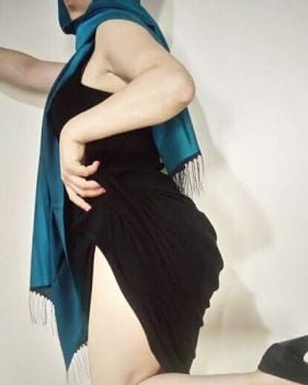 London moda namoyishi yalangoch modellar Yetuk ayollar bilan yaqindan jinsiy aloqa