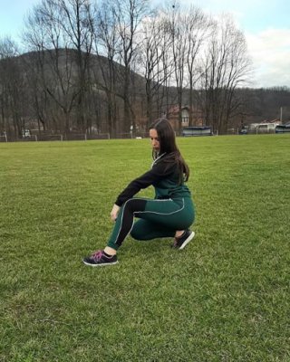 Tek punoletna sa instagrama, hot klinka #90476814