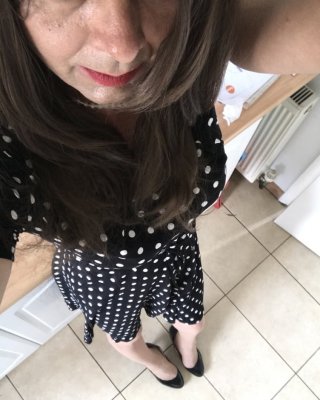 Rachel fühlt sich feminin und geil in ihrem Sommer-Outfit
 #88432034