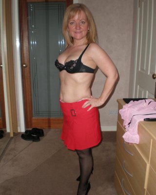 Sexy Milf
 #90012898