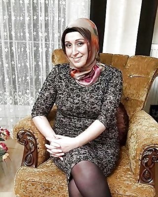 turkish Mom Mother Olgun Hijab