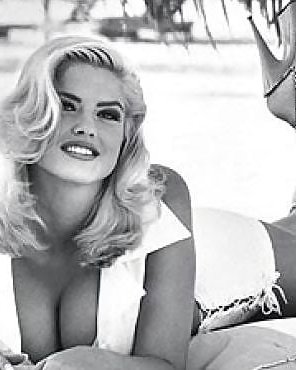 ANNA NICOLE SMITH