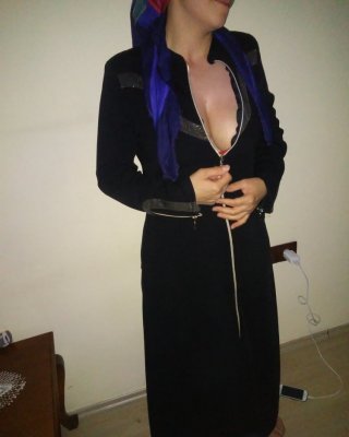 Onlayn porno jojalar fart va shit Parkdagi yalangoch fotosuratlar