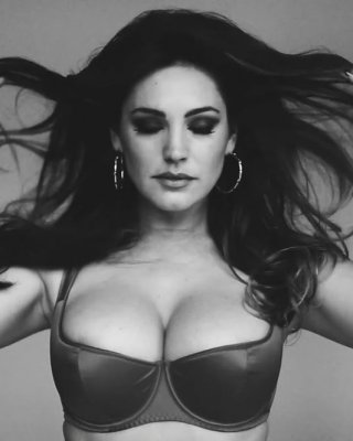 Sexy Kelly Brook - 2015 Calendar Shoot