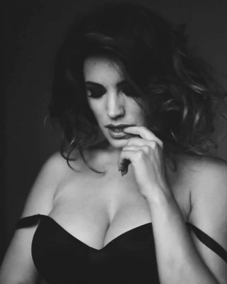 Sexy Kelly Brook - 2015 Calendar Shoot