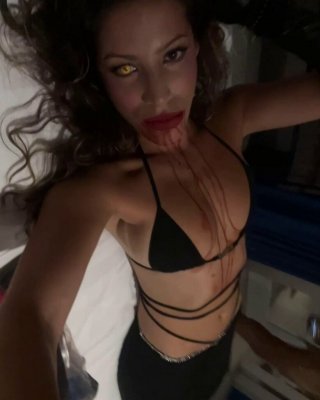Samantha Katie James nackt #108762540