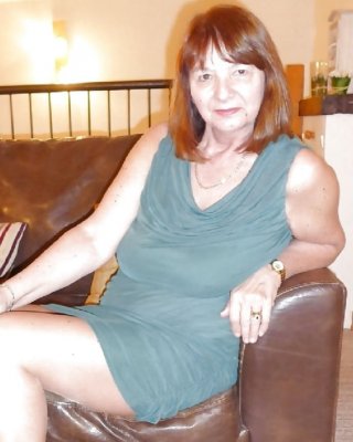 Mature Amateur Clothed 18