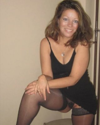 Mature Amateur Clothed 18