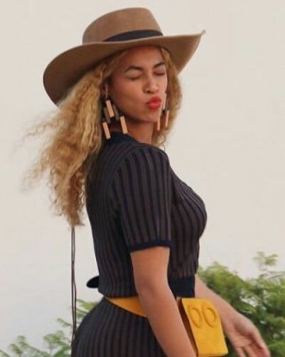 My N1 Bitch.Goddess Beyonce. Jerkoff &amp; Cum Material