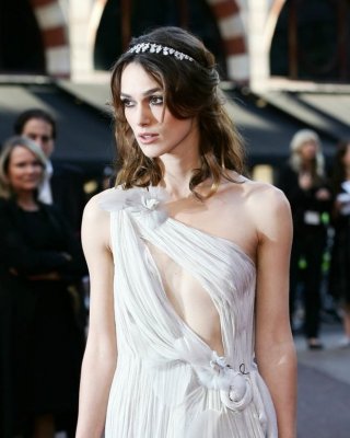 Keira Kinghtley - Goddess Dress